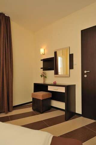 Отель Hotel Heaven - Ultra All Inclusive by Asteri Hotels Солнечный Берег Апартаменты с 1 спальней и видом на море-10