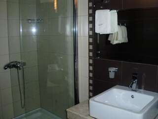 Отель Hotel Heaven - Ultra All Inclusive by Asteri Hotels Солнечный Берег Апартаменты с 1 спальней и видом на улицу-8